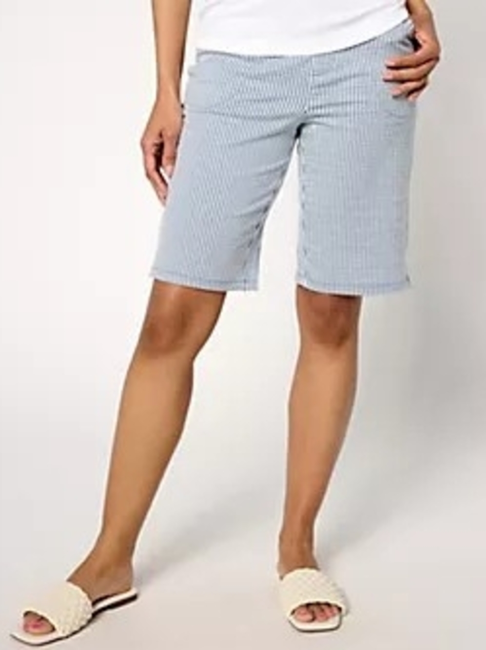 Hilary Radley Women's Light Blue & White Striped Flat-Front Shorts